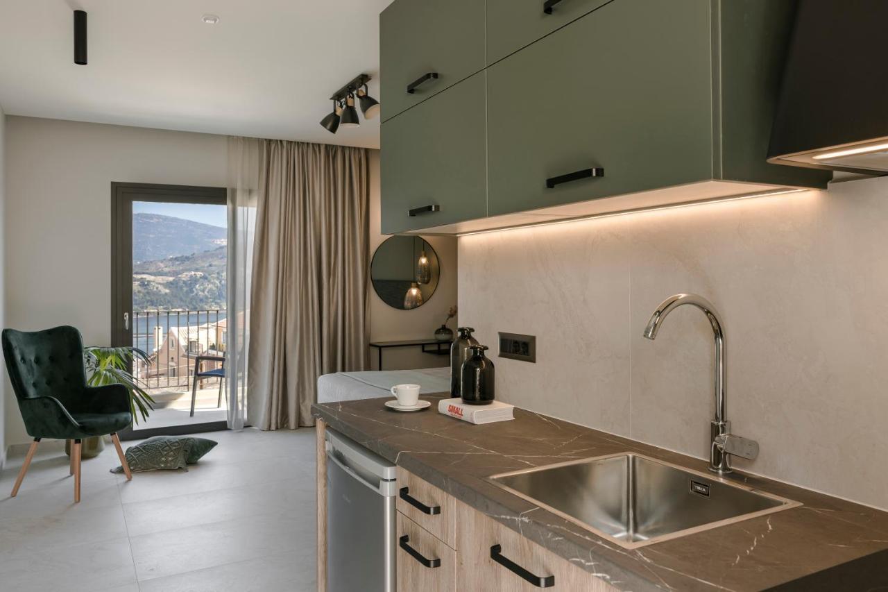 Anthemis Living Aparthotel Argostoli  Exterior photo